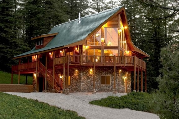 Types of Logs for Log Cabin Homes - Green River Log Cabins